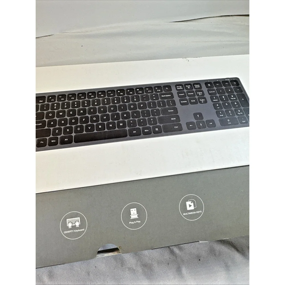 Seenda Backlit Wireless Keyboard and Mouse Combo IWG-WJK67FGT - Brand New In Box